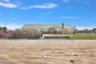 10276 Aster Road, Oak Hills, CA 92344