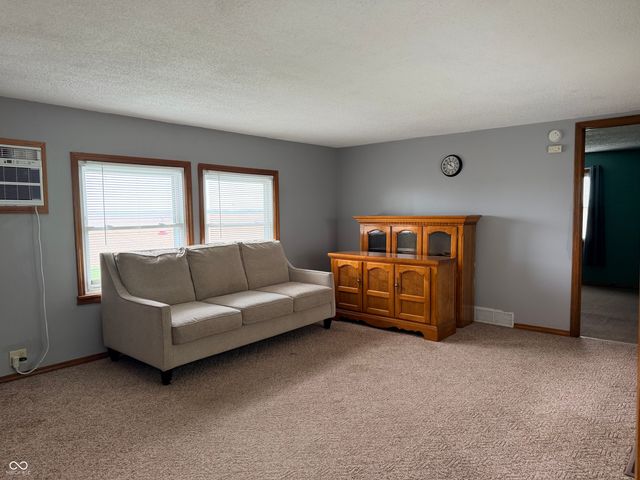 4570 N Old State Road 55, Crawfordsville, IN 47933