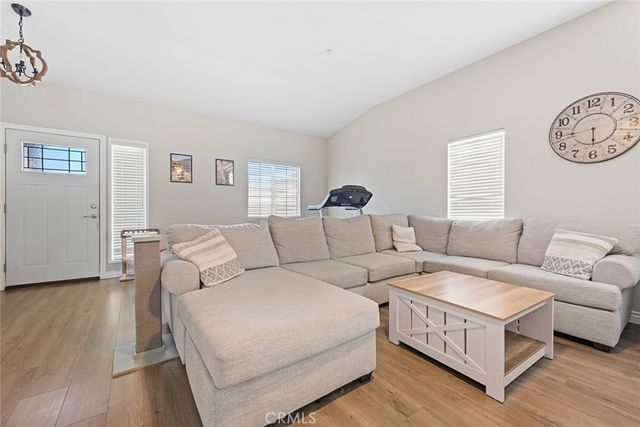 6835 N Escena Street, San Bernardino, CA 92407