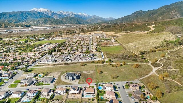 6835 N Escena Street, San Bernardino, CA 92407