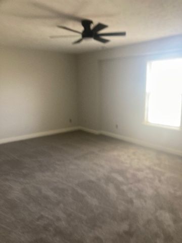 2220 S Rutherford Blvd, Murfreesboro, TN 37130