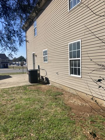 2220 S Rutherford Blvd, Murfreesboro, TN 37130