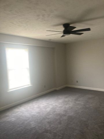 2220 S Rutherford Blvd, Murfreesboro, TN 37130