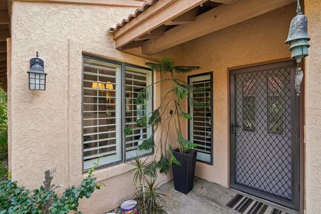 39985 Sweetwater Drive, Palm Desert, CA 92211