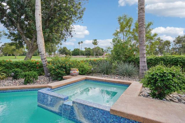 39985 Sweetwater Drive, Palm Desert, CA 92211