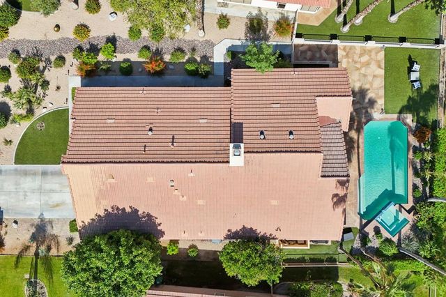 39985 Sweetwater Drive, Palm Desert, CA 92211