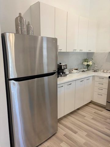 2511 HAMMOCK COURT 2511, Clearwater, FL 33761