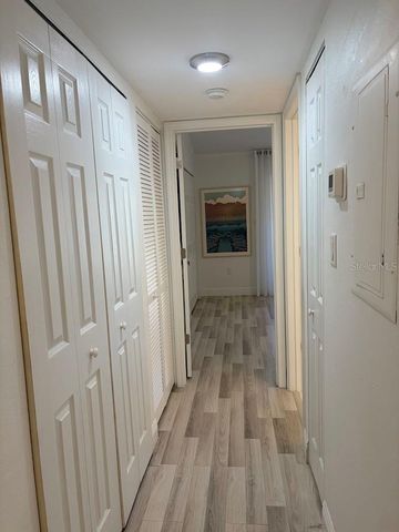 2511 HAMMOCK COURT 2511, Clearwater, FL 33761