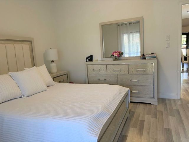 2511 HAMMOCK COURT 2511, Clearwater, FL 33761