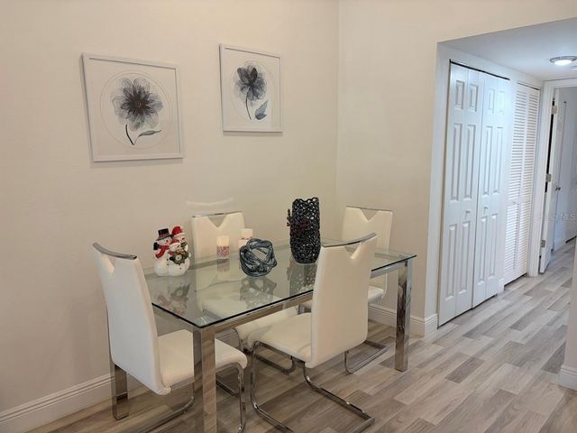 2511 HAMMOCK COURT 2511, Clearwater, FL 33761