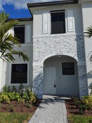 28717 SW 132nd Pl, Homestead, FL 33033