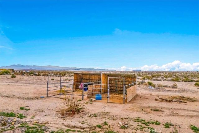 67550 Del Oro Road, 29 Palms, CA 92277