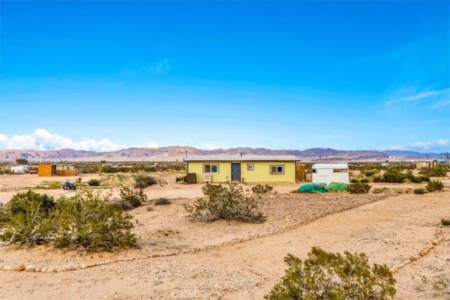 67550 Del Oro Road, 29 Palms, CA 92277