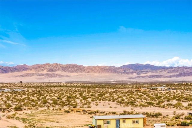 67550 Del Oro Road, 29 Palms, CA 92277