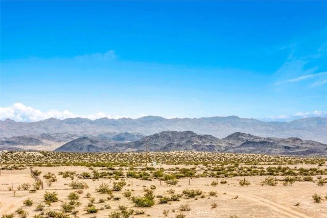 67550 Del Oro Road, 29 Palms, CA 92277