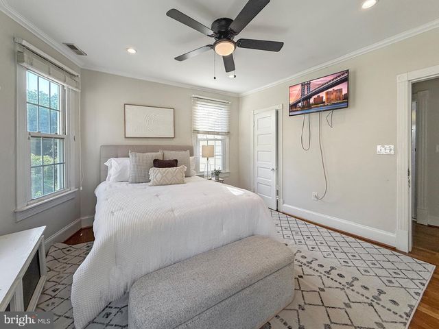 3216 18TH ST NE, Washington, DC 20018