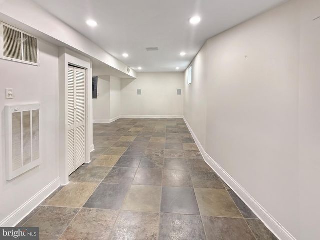 3216 18TH ST NE, Washington, DC 20018