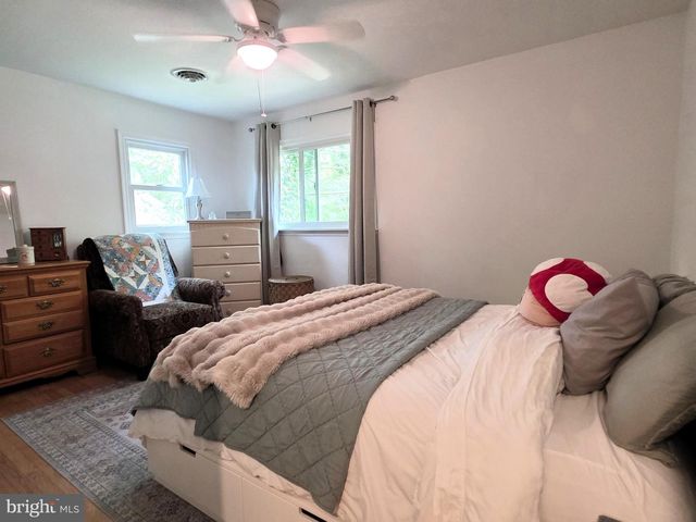 4 CAROLEE DR, Dover, DE 19901