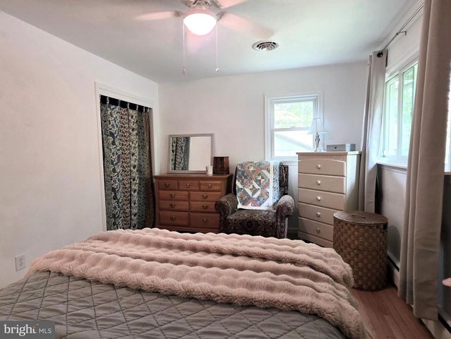 4 CAROLEE DR, Dover, DE 19901