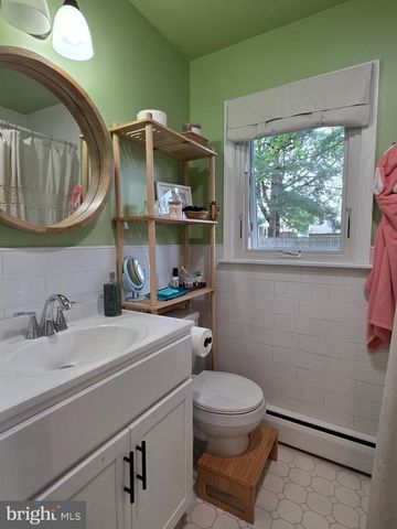4 CAROLEE DR, Dover, DE 19901