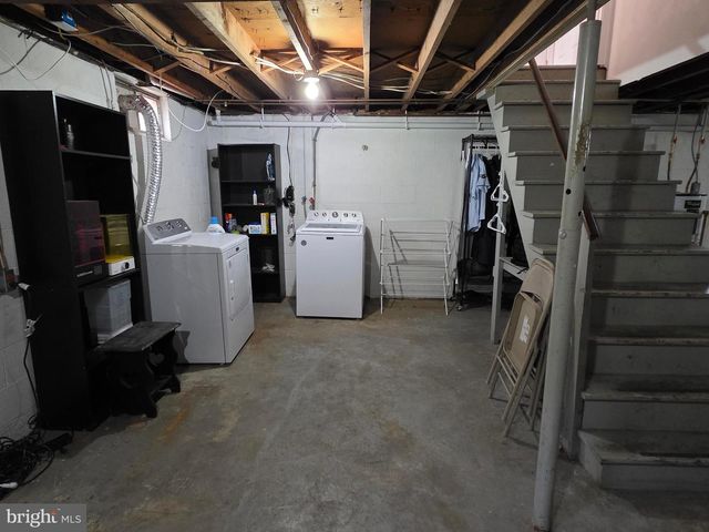 4 CAROLEE DR, Dover, DE 19901