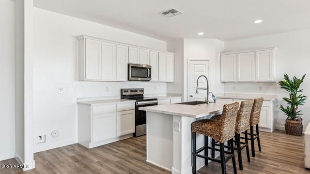 12517 E AGAVE Lane, Florence, AZ 85132