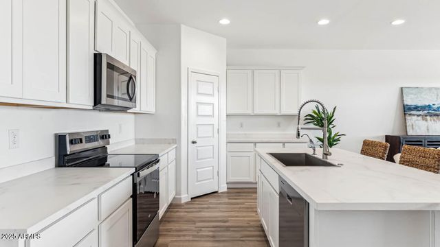12517 E AGAVE Lane, Florence, AZ 85132