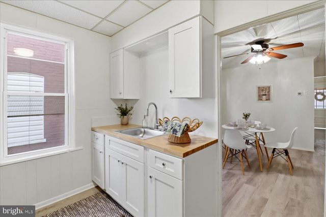 819 E MARION ST, Lancaster, PA 17602