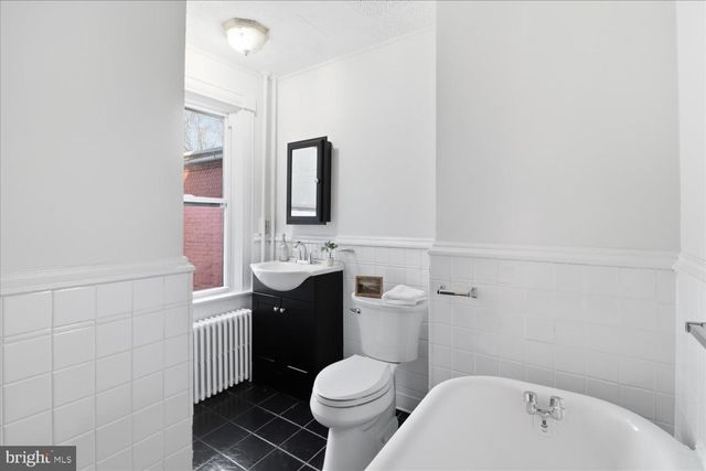 819 E MARION ST, Lancaster, PA 17602