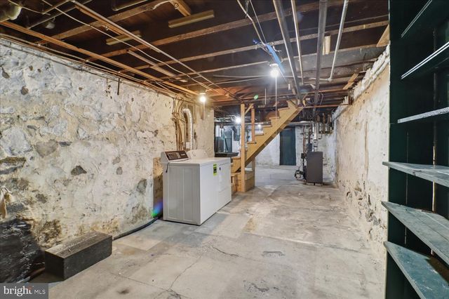 819 E MARION ST, Lancaster, PA 17602