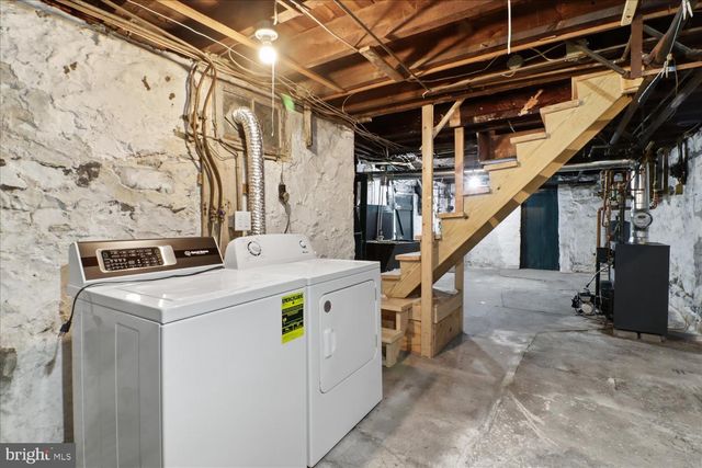 819 E MARION ST, Lancaster, PA 17602