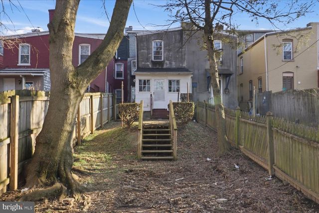 819 E MARION ST, Lancaster, PA 17602