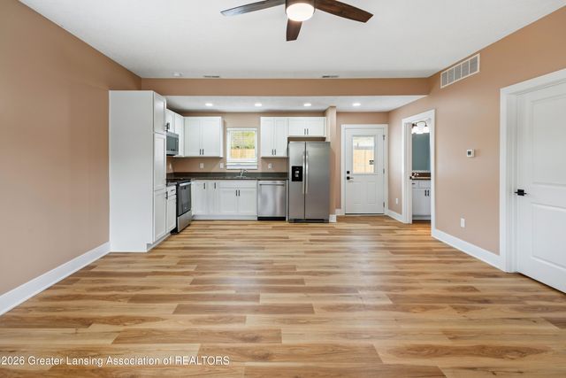 513 S Pennsylvania Avenue, Lansing, MI 48912