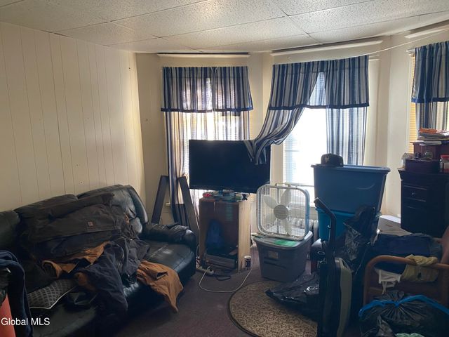 1228 Crane Street, Schenectady, NY 12303