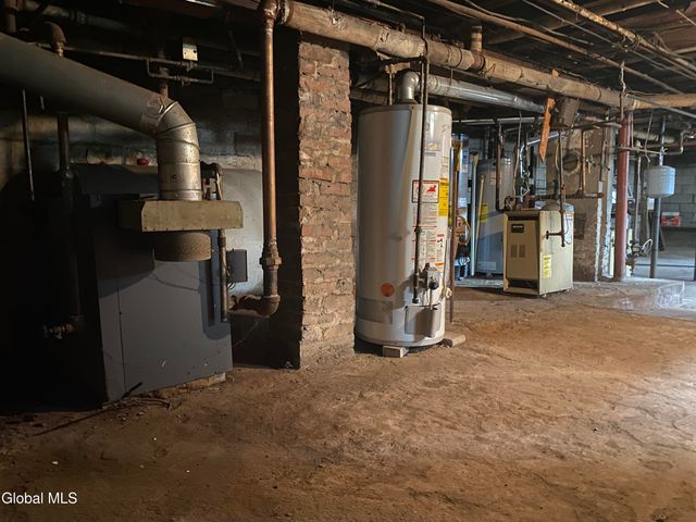 1228 Crane Street, Schenectady, NY 12303