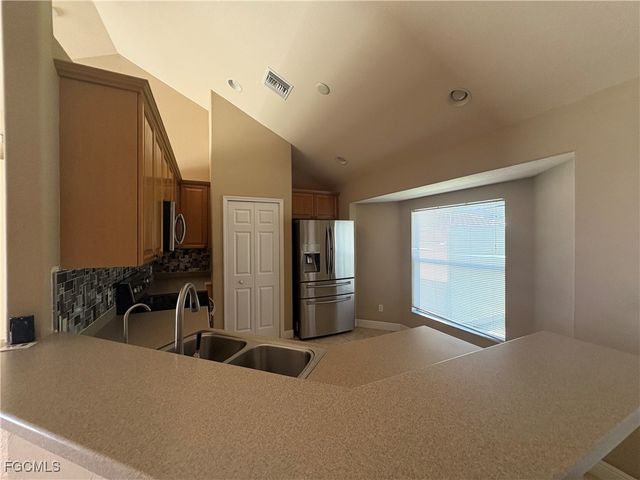 3714 NE 17th AVE, Cape Coral, FL 33909