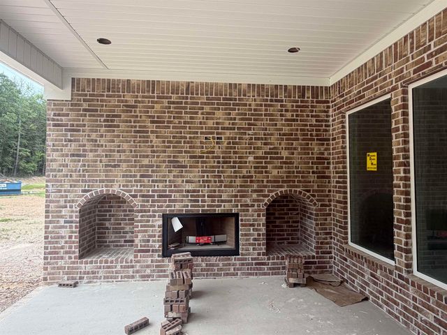 226 Cason Hill Boulevard, Bryant, AR 72002