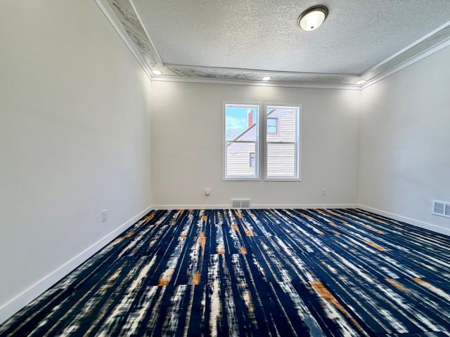 120 W Okabena Street, Worthington, MN 56187