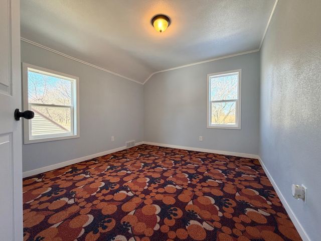 120 W Okabena Street, Worthington, MN 56187