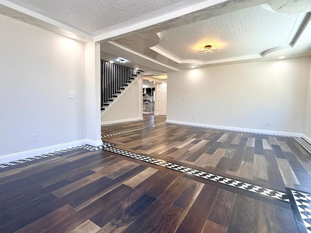 120 W Okabena Street, Worthington, MN 56187