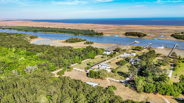 708 Donnelly Corner Drive, Awendaw, SC 29429