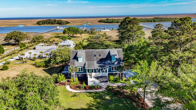 708 Donnelly Corner Drive, Awendaw, SC 29429