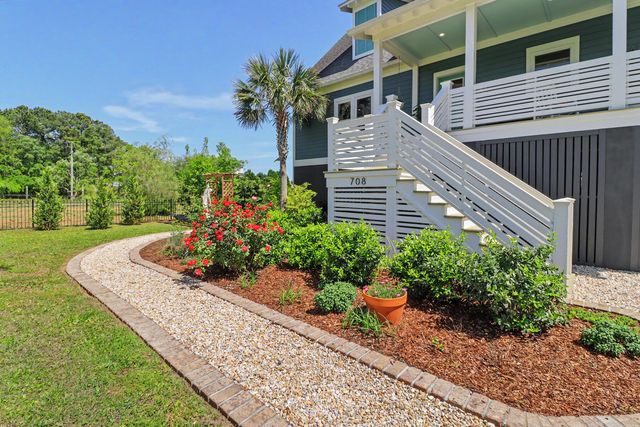 708 Donnelly Corner Drive, Awendaw, SC 29429