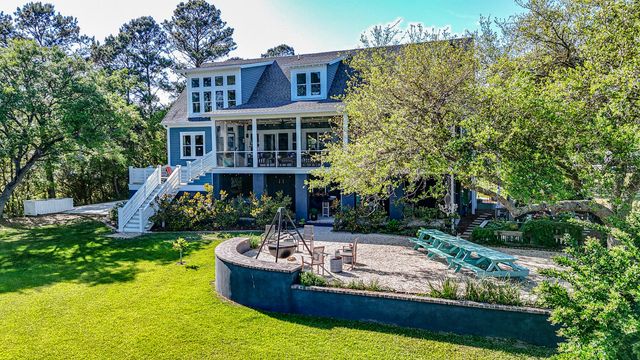 708 Donnelly Corner Drive, Awendaw, SC 29429