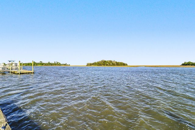 708 Donnelly Corner Drive, Awendaw, SC 29429