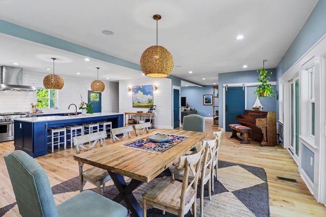 708 Donnelly Corner Drive, Awendaw, SC 29429