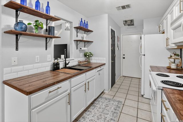 8143 Rustic Park, San Antonio, TX 78240