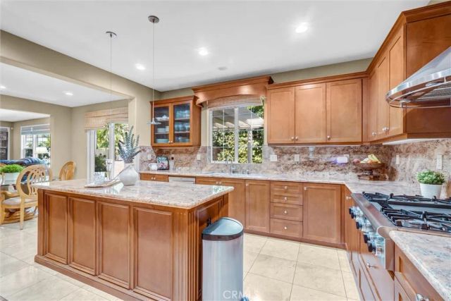 1907 W Meadowbrook Drive, Santa Ana, CA 92704