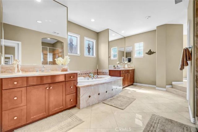 1907 W Meadowbrook Drive, Santa Ana, CA 92704