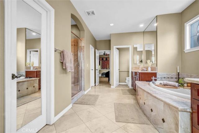 1907 W Meadowbrook Drive, Santa Ana, CA 92704